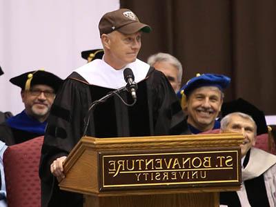 丹·巴里在2016年毕业典礼上的演讲